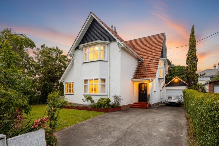 Photo of property in 4 Kent Road, Saint Johns Hill, Whanganui, 4501