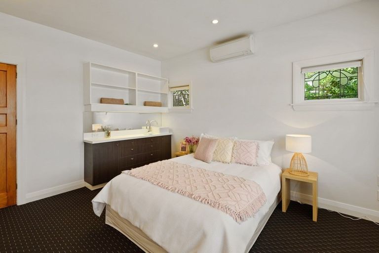 Photo of property in 162 Clarence Street, Riccarton, Christchurch, 8011