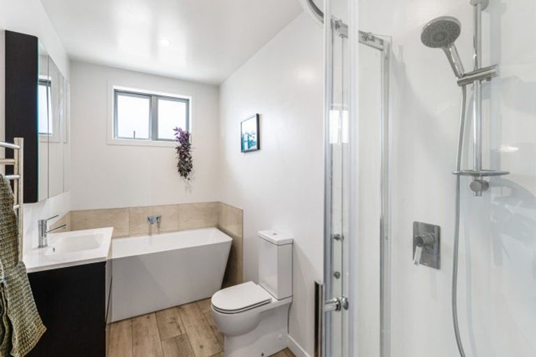 Photo of property in 11 Waikohi Avenue, Glenbrook, Waiuku, 2681