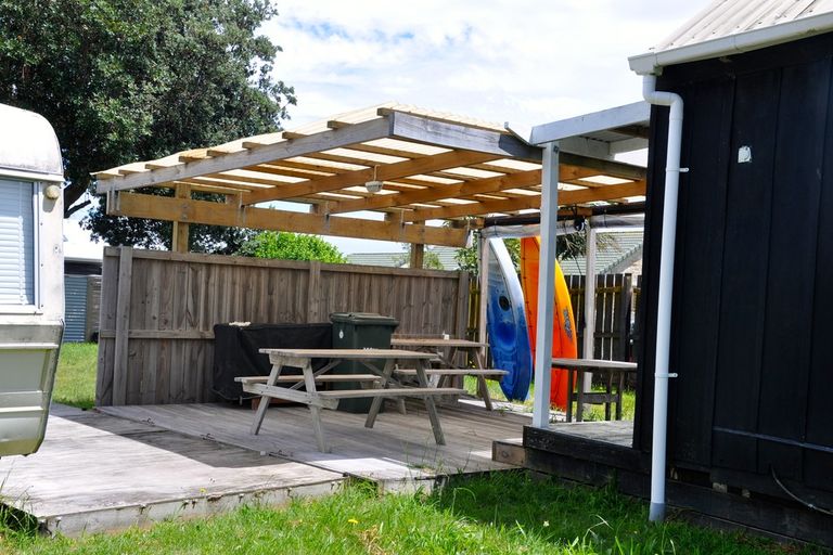 Photo of property in 429 Seaforth Road, Bowentown, Waihi Beach, 3177