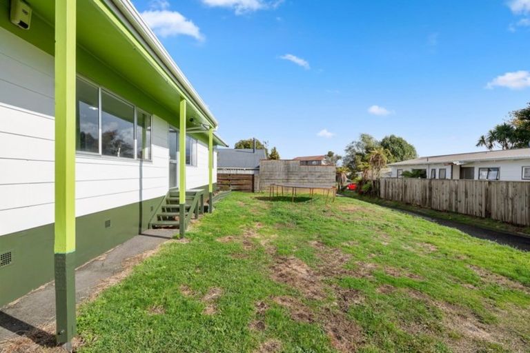 Photo of property in 3 Pohutukawa Drive, Owhata, Rotorua, 3010