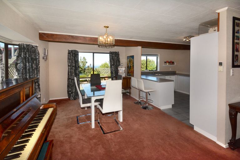 Photo of property in 326 Highcliff Road, Highcliff, Dunedin, 9013