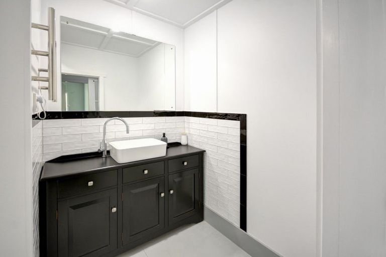 Photo of property in 11 Morepork Lane, Waipori Falls, Outram, 9073