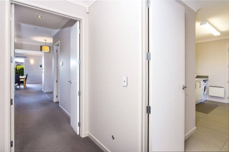 Photo of property in 13 Peregrine Place, Kinloch, Taupo, 3377