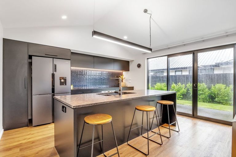 Photo of property in 5 Larissa Road, Halswell, Christchurch, 8025