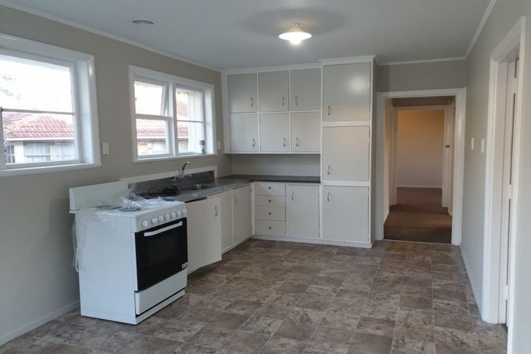 Photo of property in 26 Bowater Place, Manurewa, Auckland, 2102