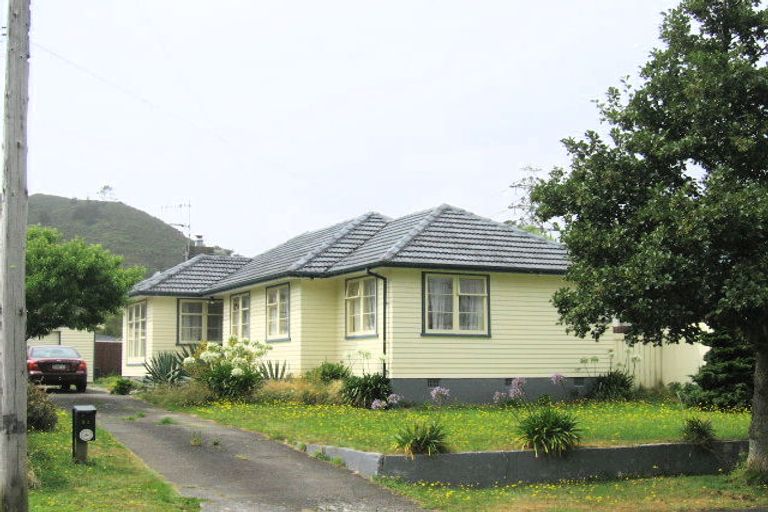 Photo of property in 51 Black Beech Street, Birchville, Upper Hutt, 5018