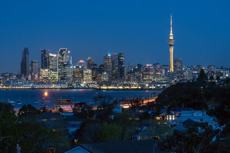 Photo of property in 6/6 Bruce Street, Northcote Point, Auckland, 0627