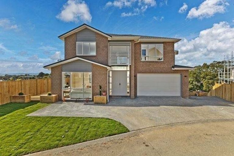 Photo of property in 28 Spyglass Street, Red Beach, 0932