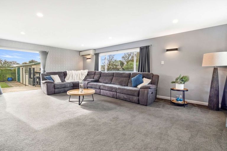 Photo of property in 8 Roberts Road, Hei Hei, Christchurch, 8042