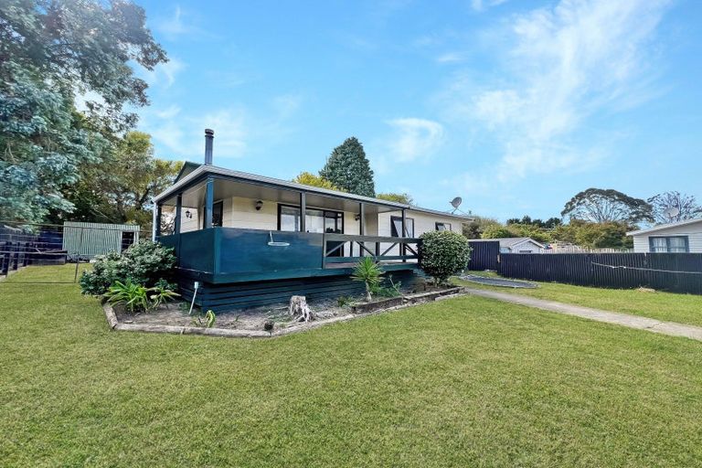 Photo of property in 19 Vera Street, Marton, 4710