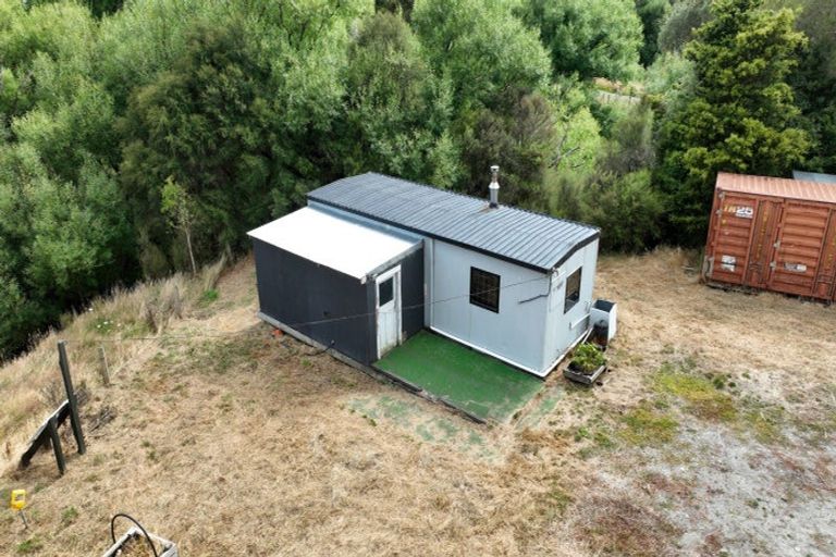 Photo of property in 599c Longbush Road, Hinakura, Masterton, 5884
