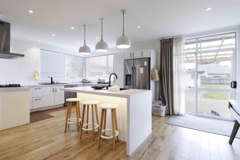 Photo of property in 87 Fitzroy Street, Terrace End, Palmerston North, 4410