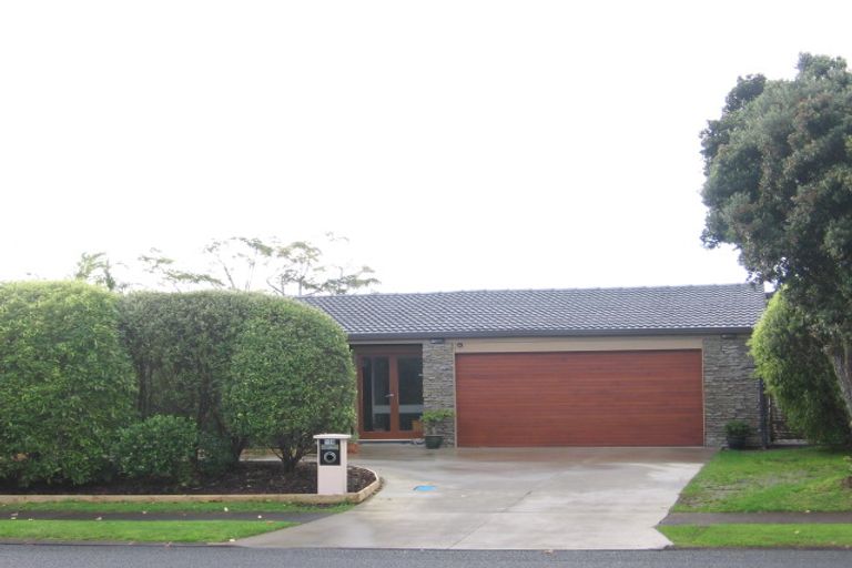 Photo of property in 130 Bramley Drive, Farm Cove, Auckland, 2012