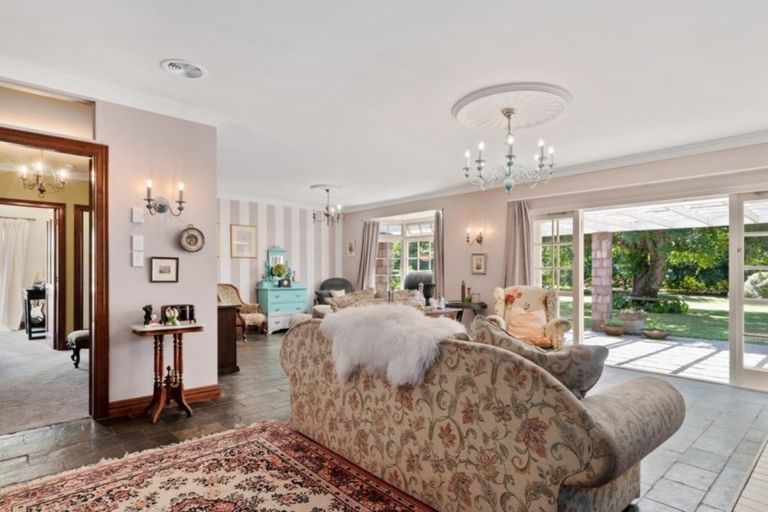 Photo of property in 85 Kayelene Place, Omokoroa, 3114