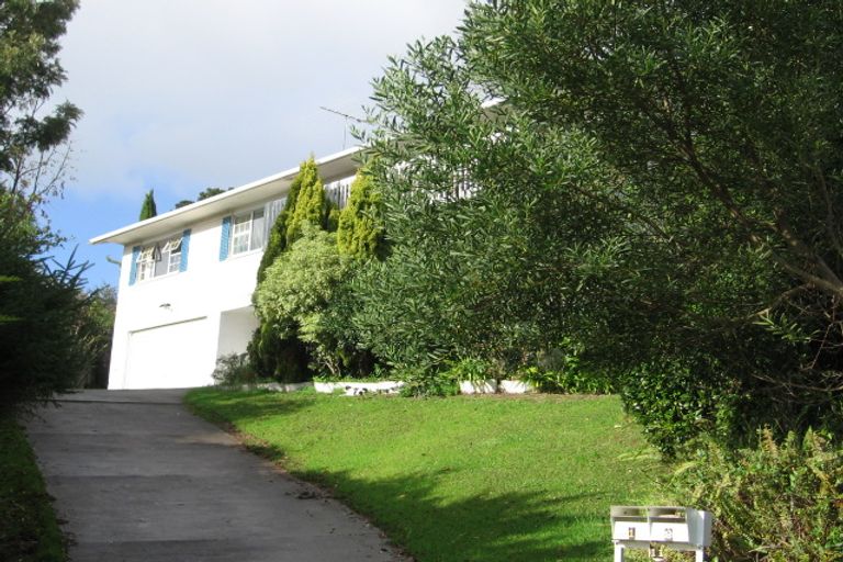 Photo of property in 11 Ponui Place, Mairangi Bay, Auckland, 0630