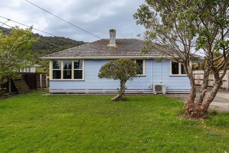 Photo of property in 73 Richmond Street, Cobden, Greymouth, 7802