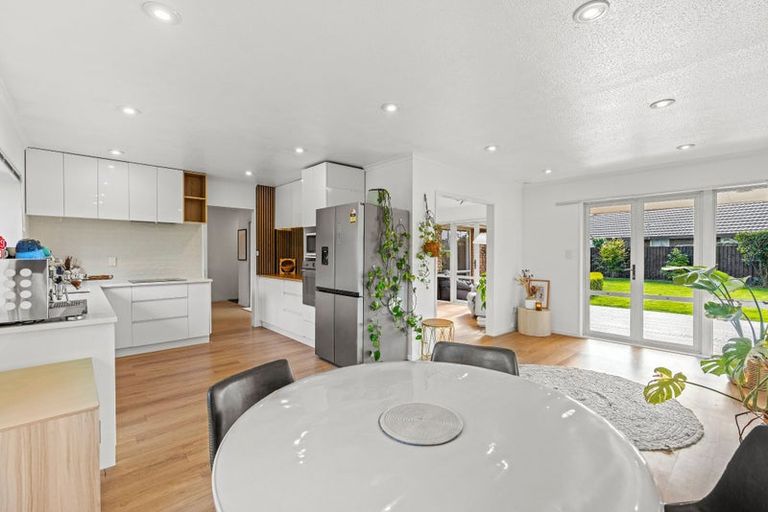 Photo of property in 25 Rempstone Drive, Halswell, Christchurch, 8025