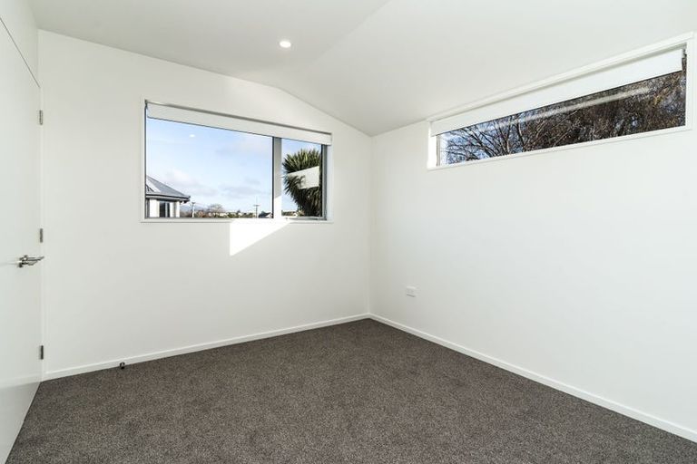 Photo of property in 9/51 Hills Road, Edgeware, Christchurch, 8013
