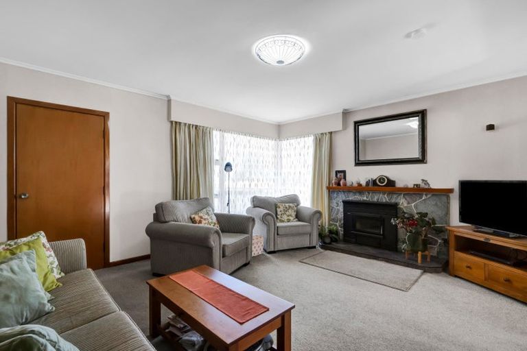 Photo of property in 239 Mangorei Road, Merrilands, New Plymouth, 4312