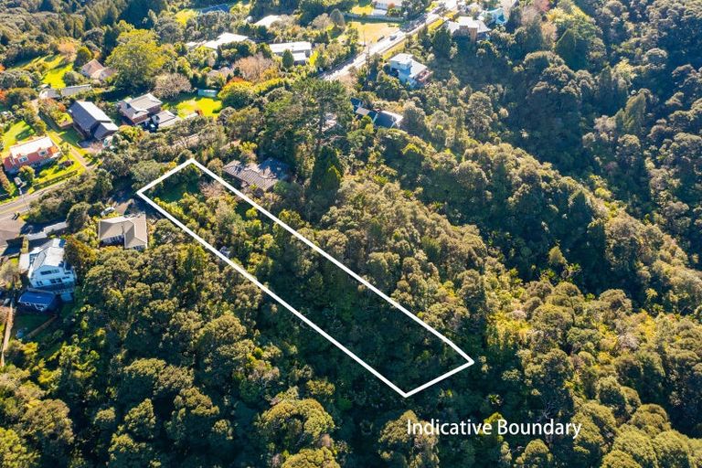 Photo of property in 1088 Scenic Drive North, Swanson, Auckland, 0816