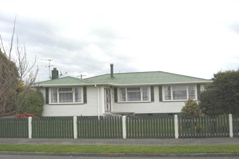 Photo of property in 22 Solway Street, Solway, Masterton, 5810