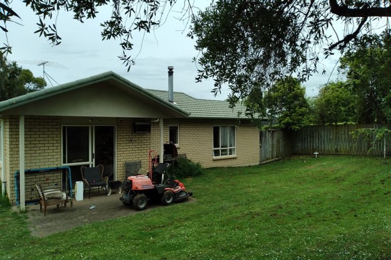 Photo of property in 34 Awaroa Stream Drive, Waiuku, 2123