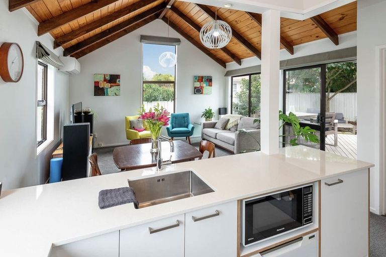 Photo of property in 6/65 Moore Street, Howick, Auckland, 2014