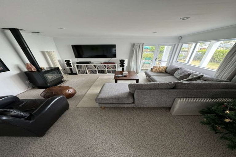 Photo of property in 64 Aston Drive, Waimairi Beach, Christchurch, 8083