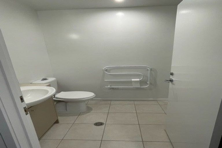 Photo of property in 3/30 Oneroa Road, East Tamaki, Auckland, 2013