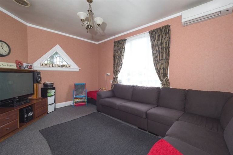 Photo of property in 213 Walnut Avenue, Ashburton, 7700