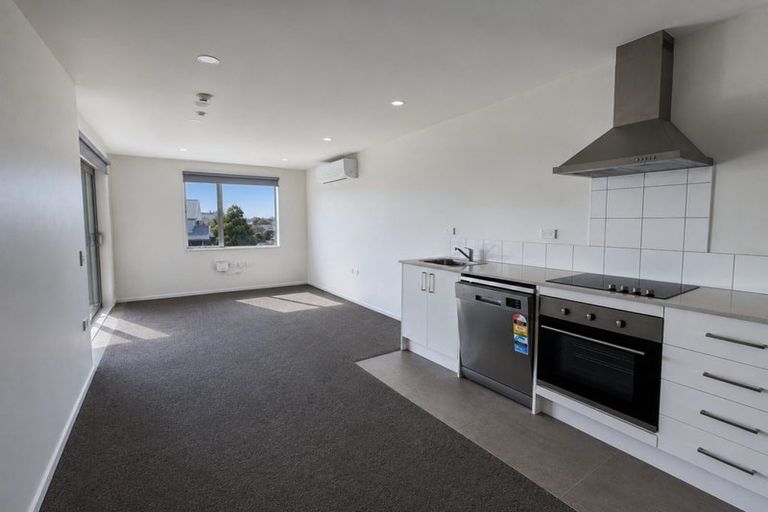 Photo of property in 204/28b Eileen Newey Place, Henderson, Auckland, 0612