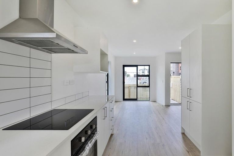 Photo of property in 150b Mcleod Road, Te Atatu South, Auckland, 0610