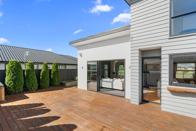 Photo of property in 33 Little Gem Road, Hornby, Christchurch, 8025