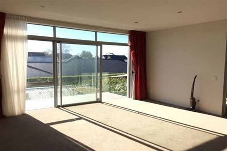 Photo of property in 26 Springfield Road, Saint Albans, Christchurch, 8014