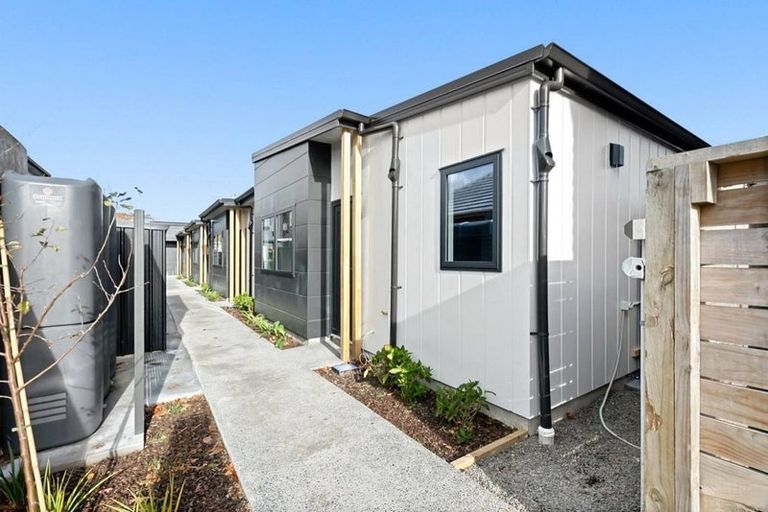 Photo of property in 22b Palmer Crescent, Silverstream, Upper Hutt, 5019