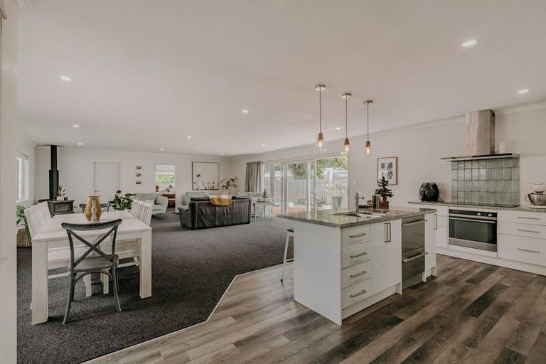 Photo of property in 35 Stillwater Place, Westbrook, Palmerston North, 4412