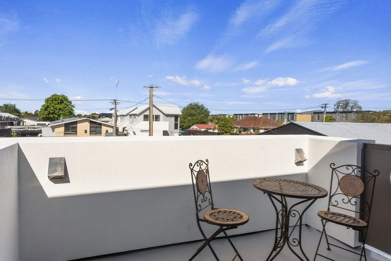 Photo of property in 4/473 Barbadoes Street, Edgeware, Christchurch, 8013