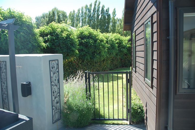 Photo of property in 9 The Dunes, Cromwell, 9310