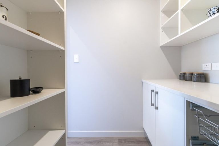 Photo of property in 9 Hanlow Place, Pyes Pa, Tauranga, 3112