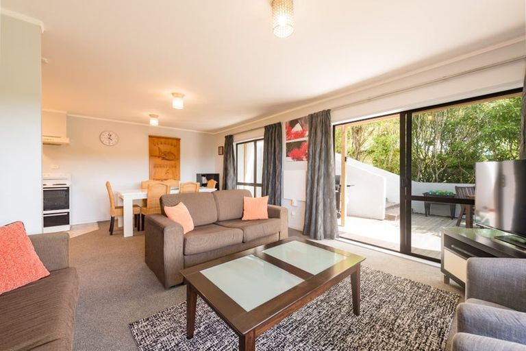 Photo of property in 8 Sullivans Road, Paihia, 0200