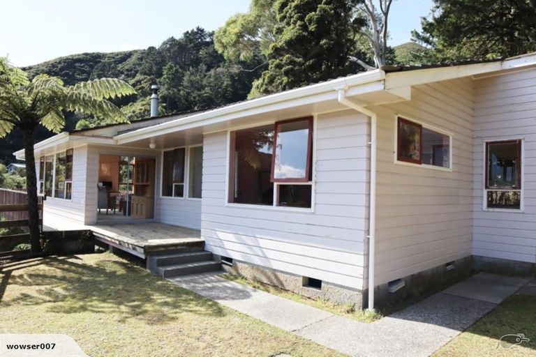 Photo of property in 132 Seddon Street, Naenae, Lower Hutt, 5011