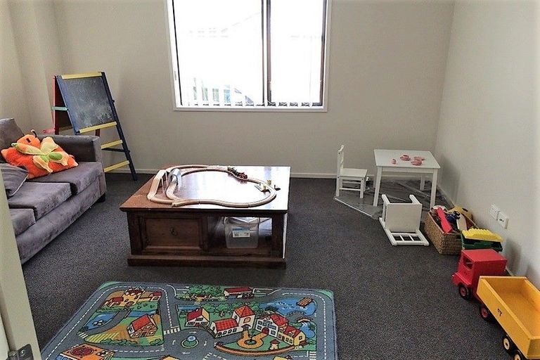 Photo of property in 72 Isabella Drive, Pukekohe, 2120