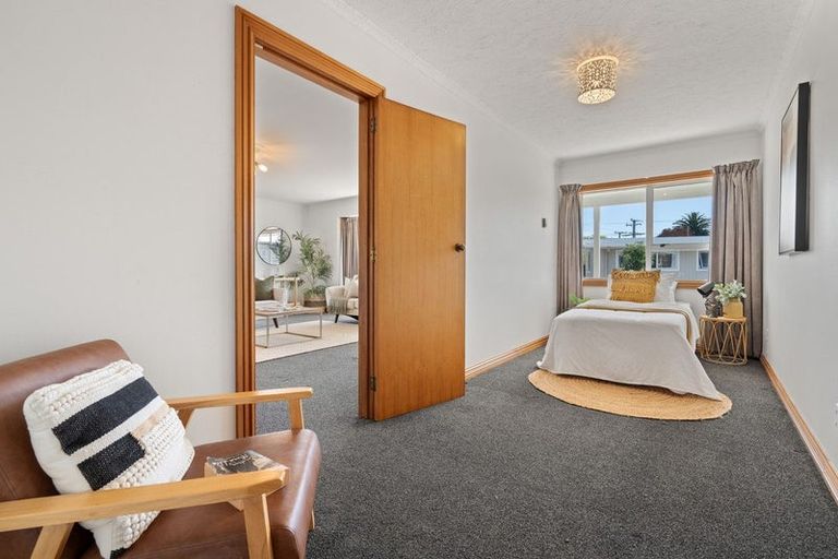 Photo of property in 67 Strasbourge Street, Martinborough, 5711