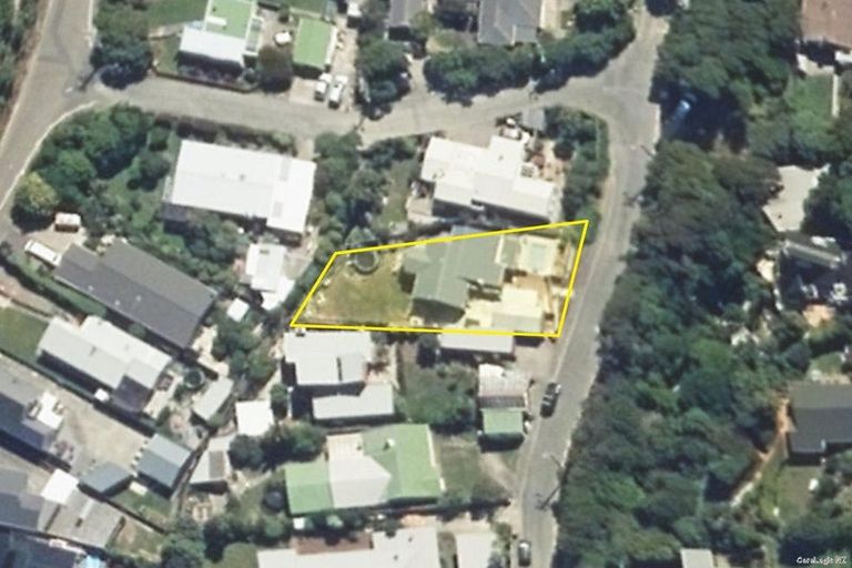 Photo of property in 53 Cluny Road, Plimmerton, Porirua, 5026