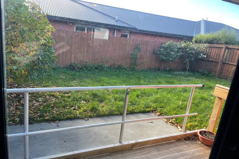 Photo of property in 8 Clinton Lane, Woolston, Christchurch, 8062