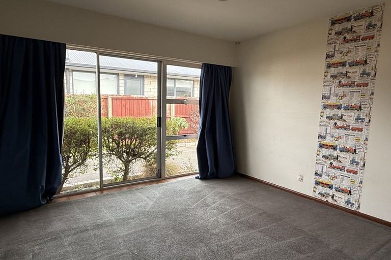 Photo of property in 84 Kaiwara Street, Hoon Hay, Christchurch, 8025