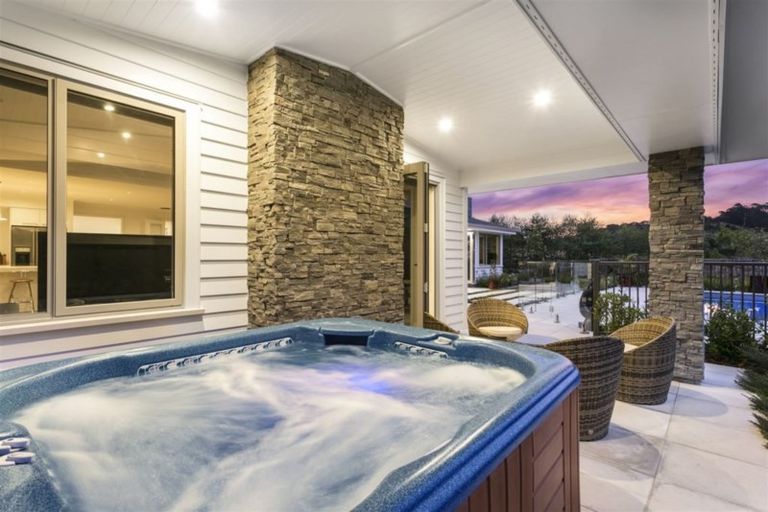 Photo of property in 123 Three Oaks Drive, Dairy Flat, Albany, 0794