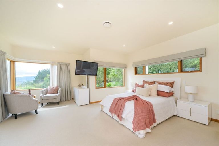 Photo of property in 333 Ngahere Park Road, Turitea, Palmerston North, 4472