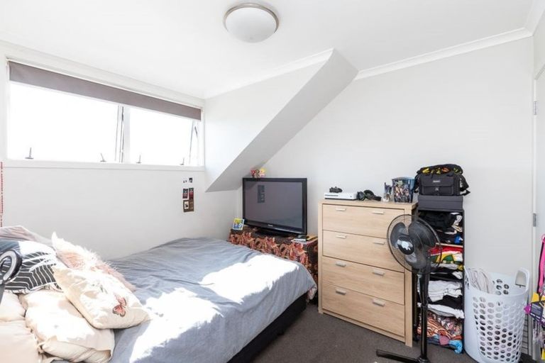 Photo of property in 83 Chiefs Court, Hamilton East, Hamilton, 3216